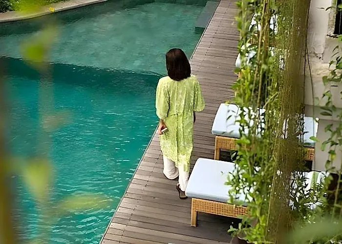 Artotel Haniman ホテル 4*