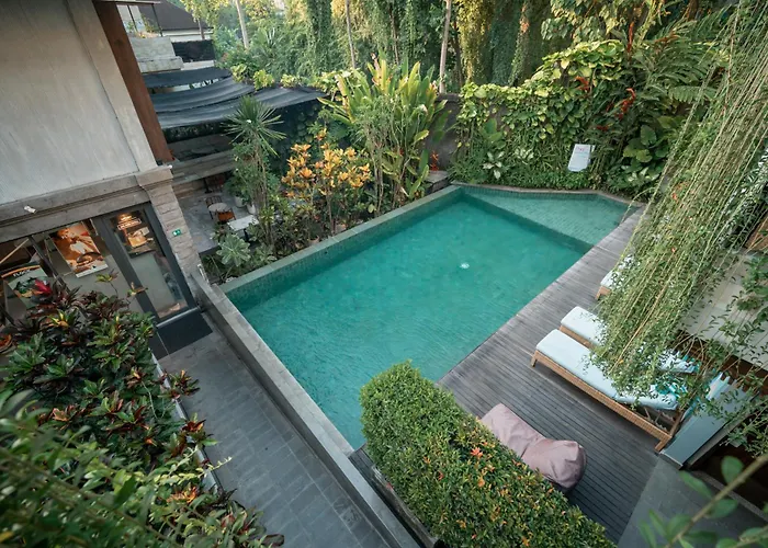 Hotel Artotel Haniman 4*