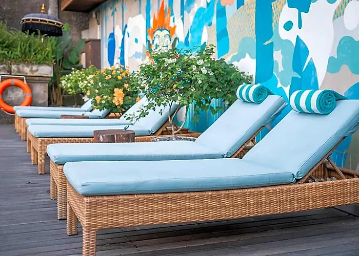 Artotel Haniman Hotel 4*